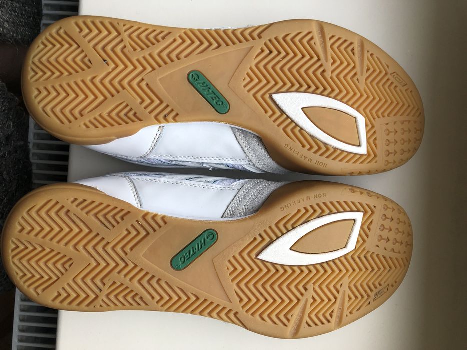 Кроссовки б/у отличное состояние