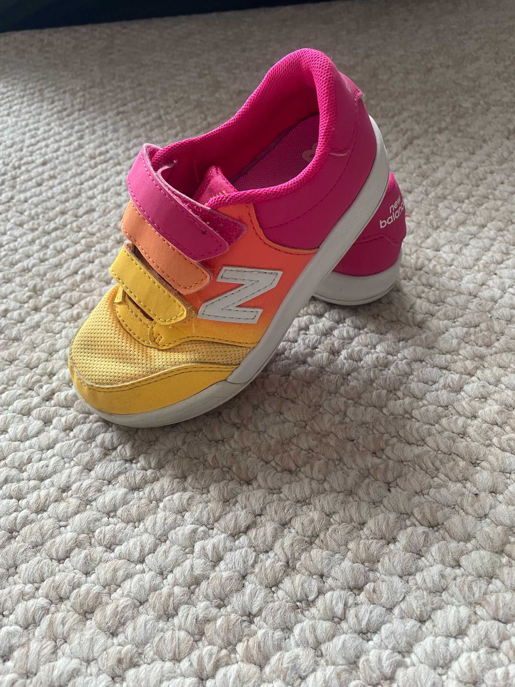 Buty dziecięce New Balance rozmiar 28