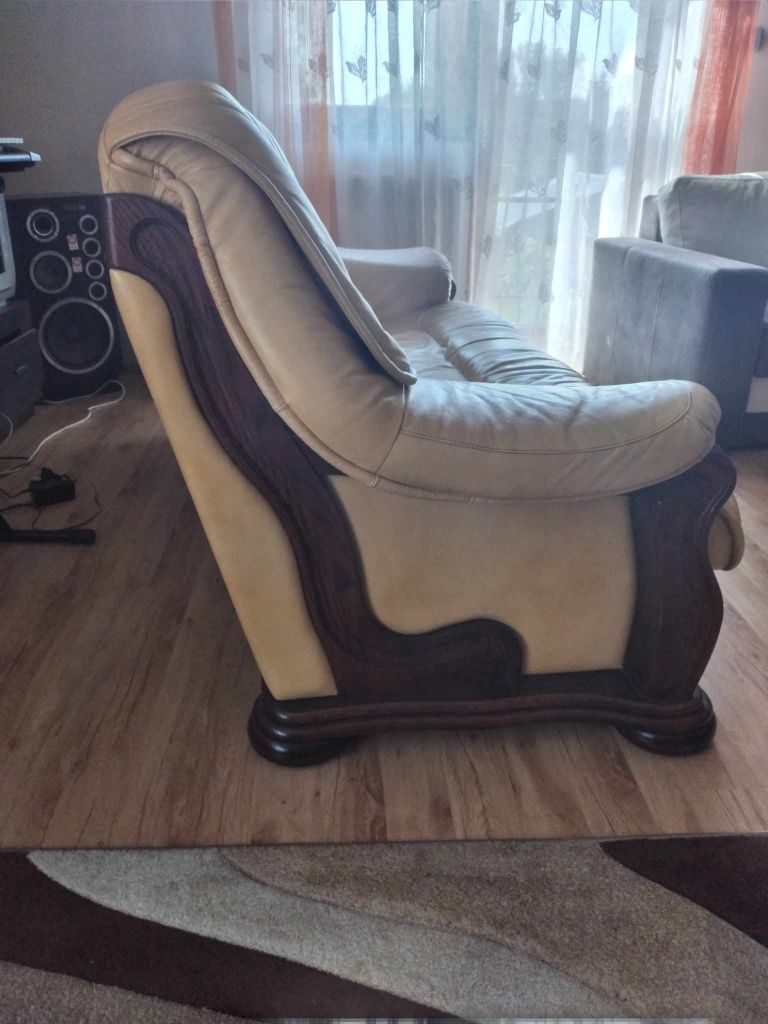 Sofa + 2 fotele zestaw wypoczynkowy Chester z drewna i skóry