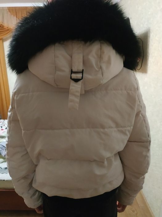 Зимова куртка. Тепла і класна.