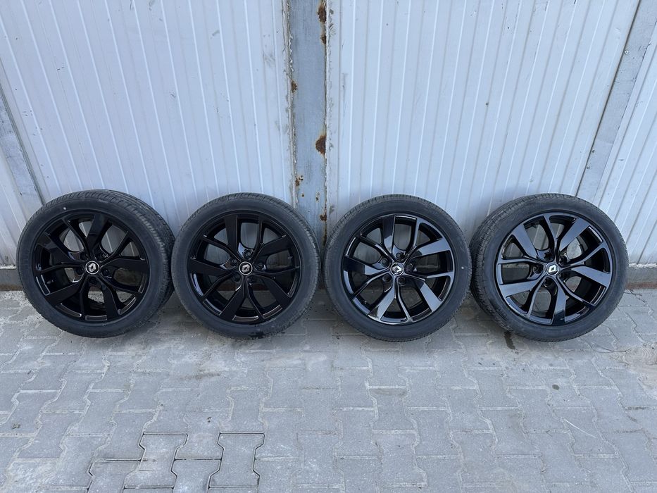 Renault Megane IV 4 KOŁA Lato 225/45R17