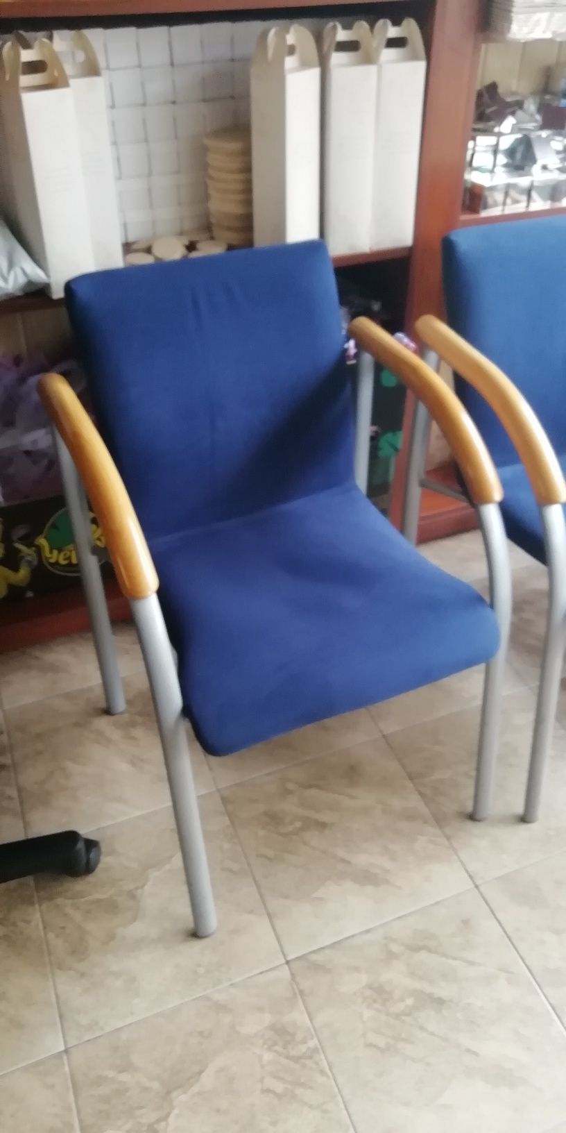 Krzesła konferrncyjne