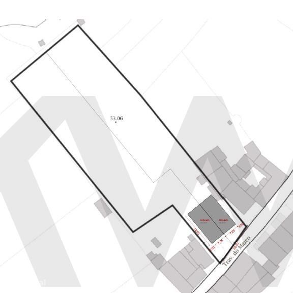 Terreno com 3450m2 para construção de 2 moradias geminadas em São Bern