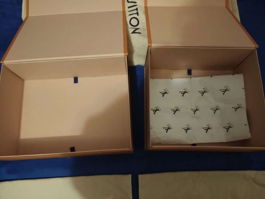 Коробки магнітні + пильники LOUIS VUITTON оригінал.