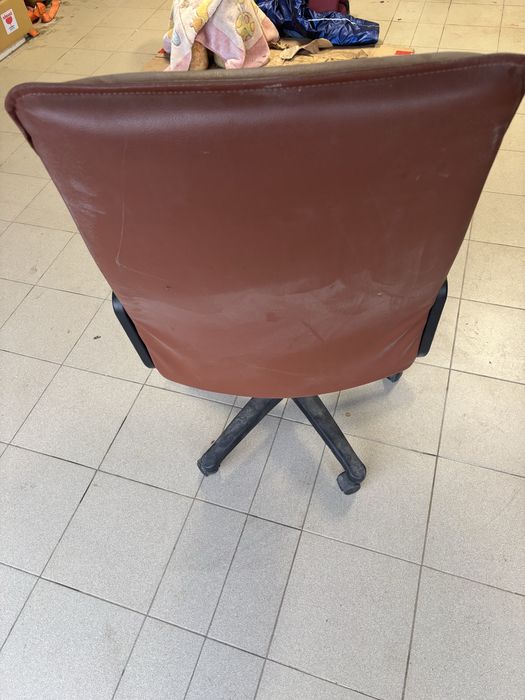 Fotel skorzany kolor braz