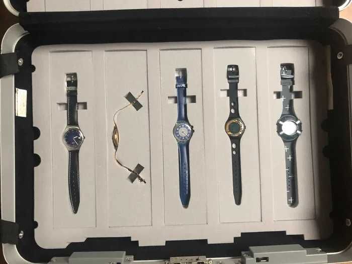 Coleção de relógios James Bond Swatch (raro)