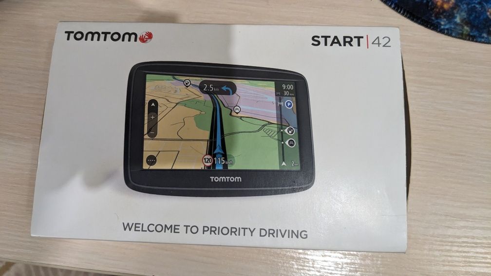 Gps навігатор TomTom start42