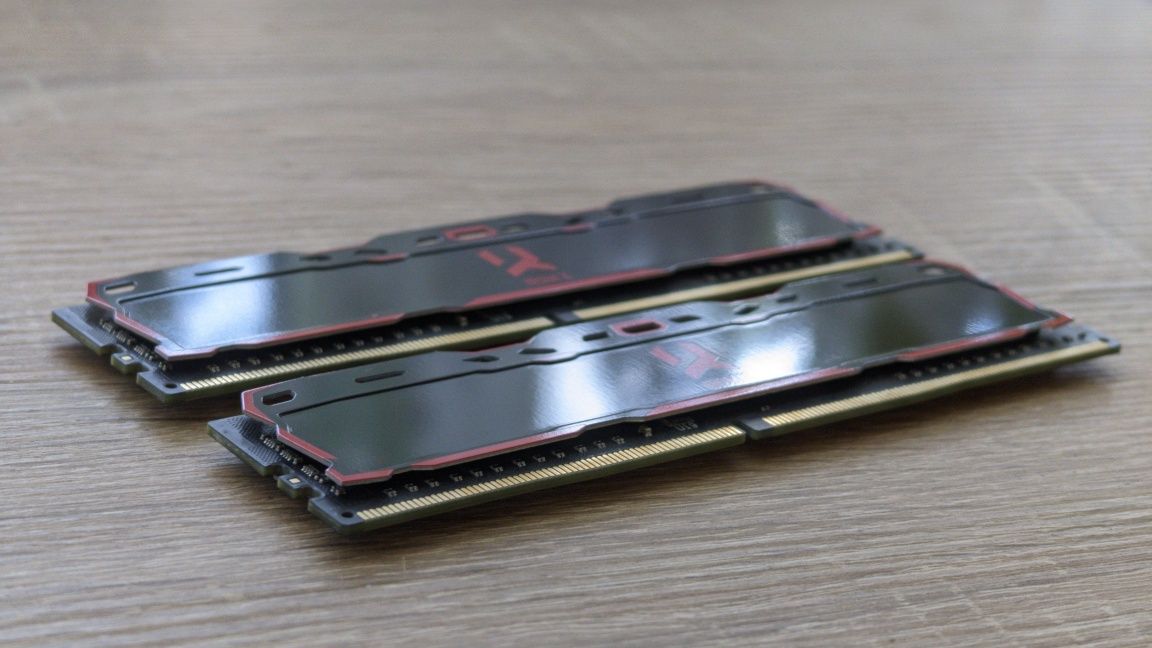 GOODRAM IRDM X DDR4 2x8Gb 2666 Мгц CL16