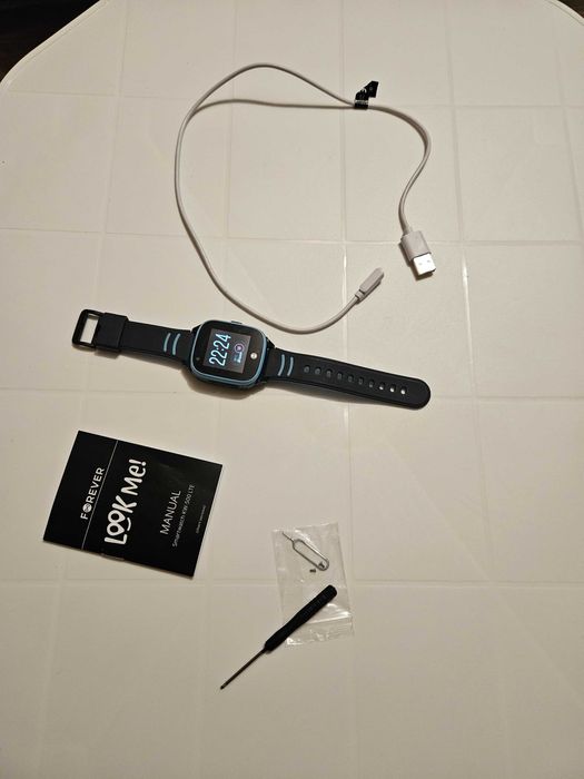 Zegarek dla dziecka Smartwatch FOREVER Look Me KW-500 niebieski