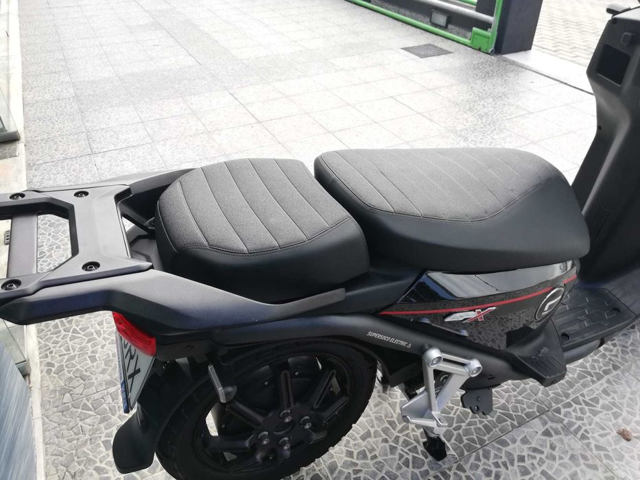 Super Soco CPX equivalente 125cc