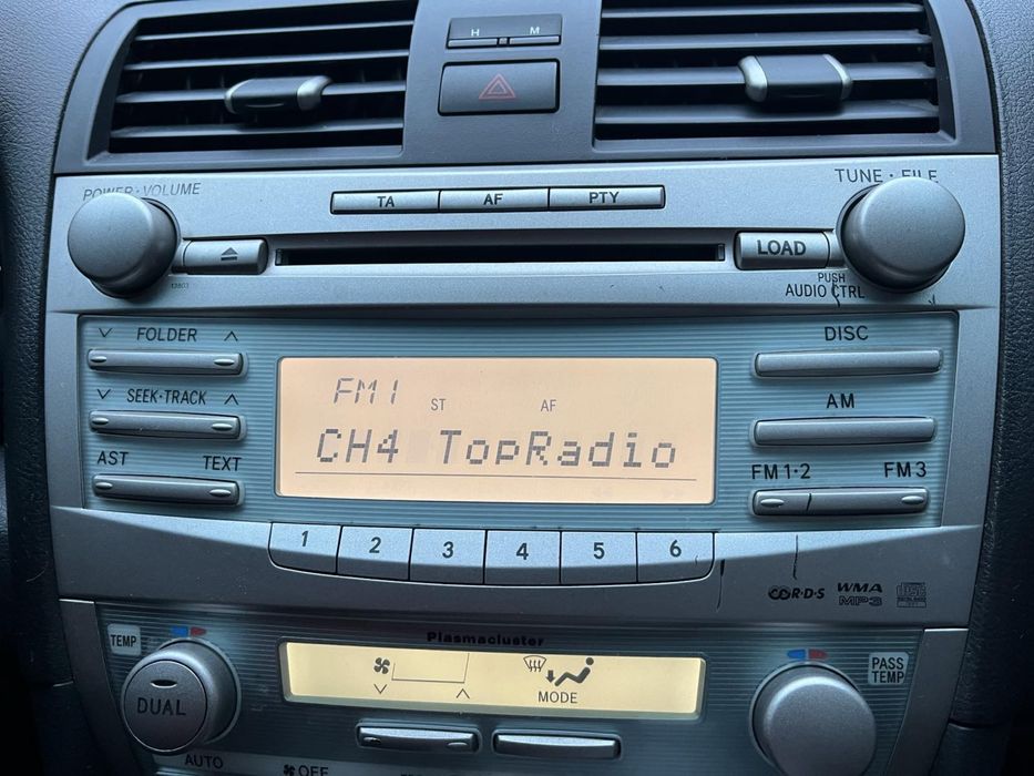 Штатная магнитола Toyota Camry 40 2007 оригинал, рабочая