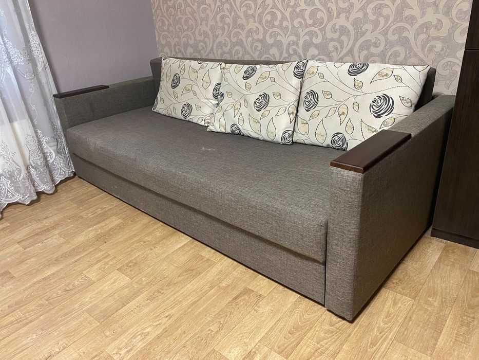 Срочно продам диван. Качественный раскладной 2 спальный диван кровать