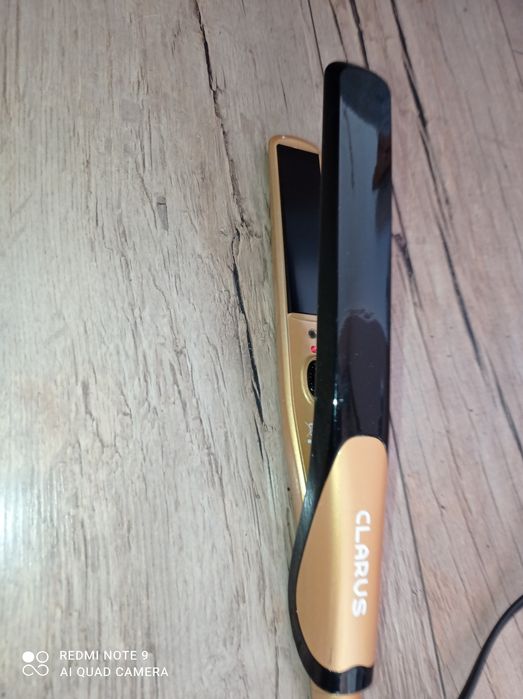 Випрямляч для волосся