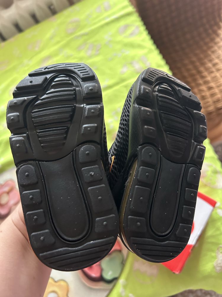 Nike Air Max 270 DT rozmiar 21