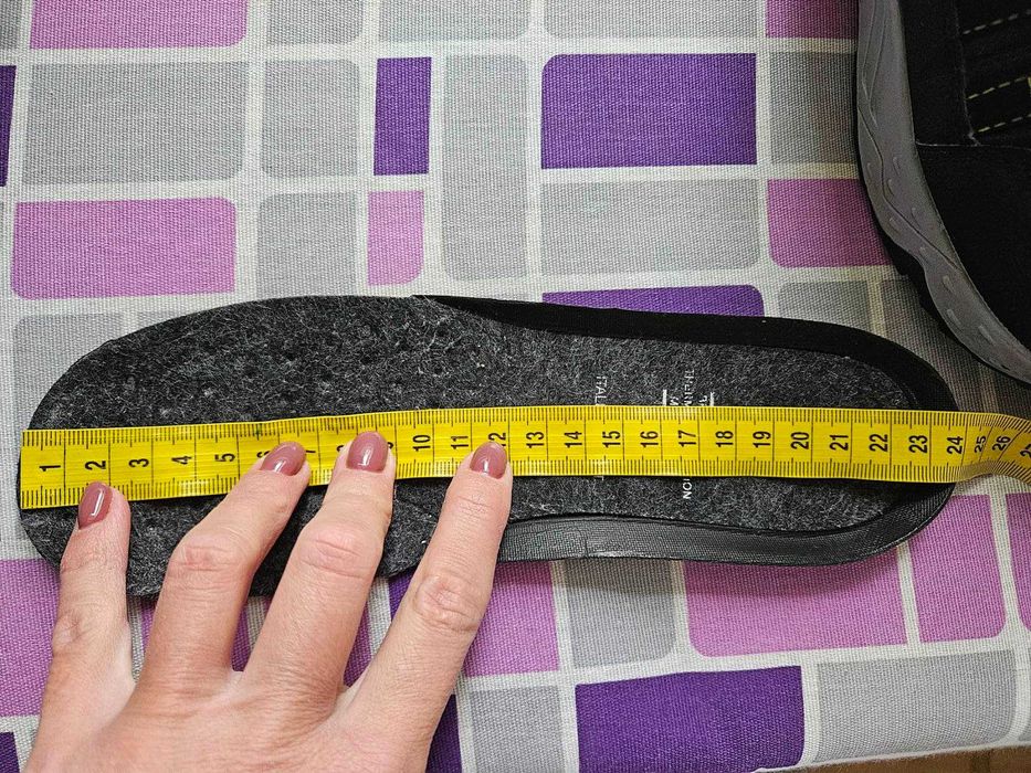 Чоботи дитячі зимові GEOX J SENTIERO 37 розмір 23 см по устілці