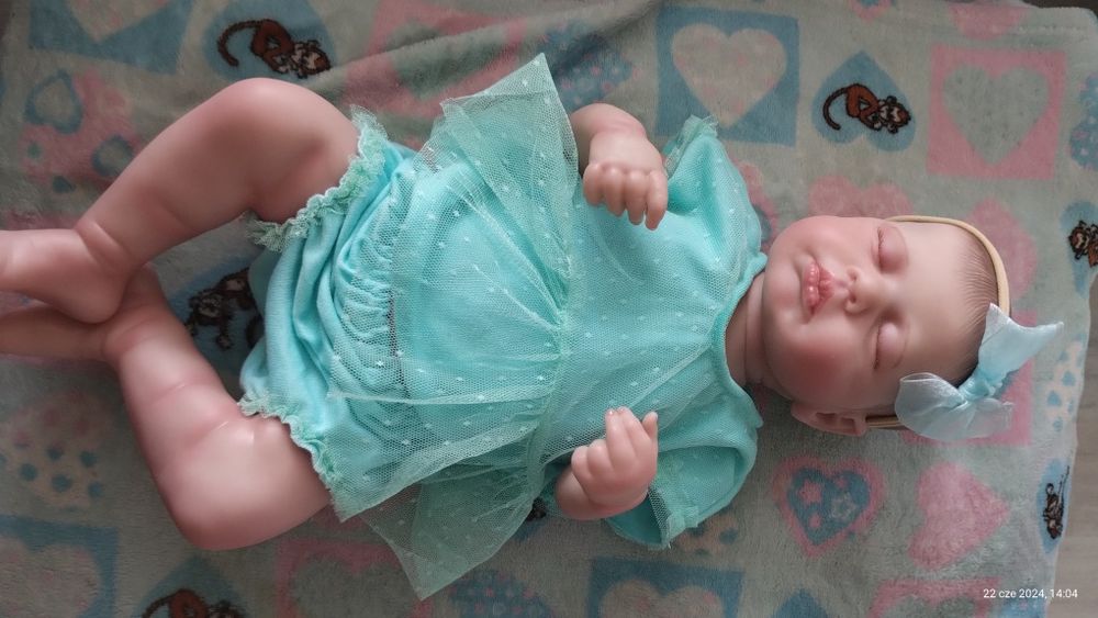 Lalka jak prawdziwy niemowlak