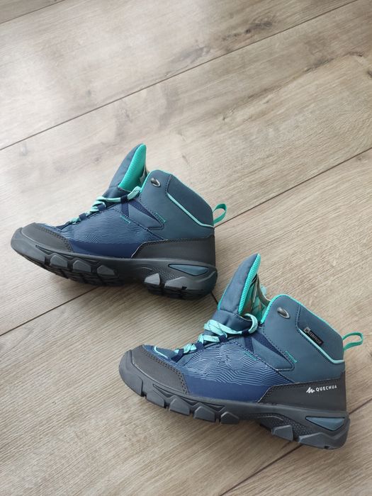 Черевики, кросівки, трекінгові, французької фірми QUECHUA 37 розмір