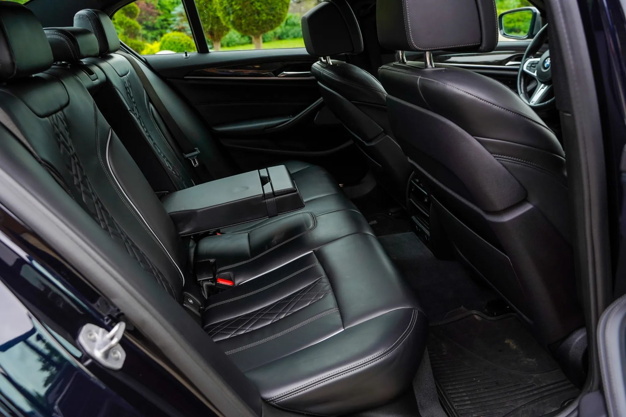 BMW Seria 5 BMW M550i xDrive ładny egzemplarz!