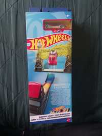 Hot wheels tor electric tower