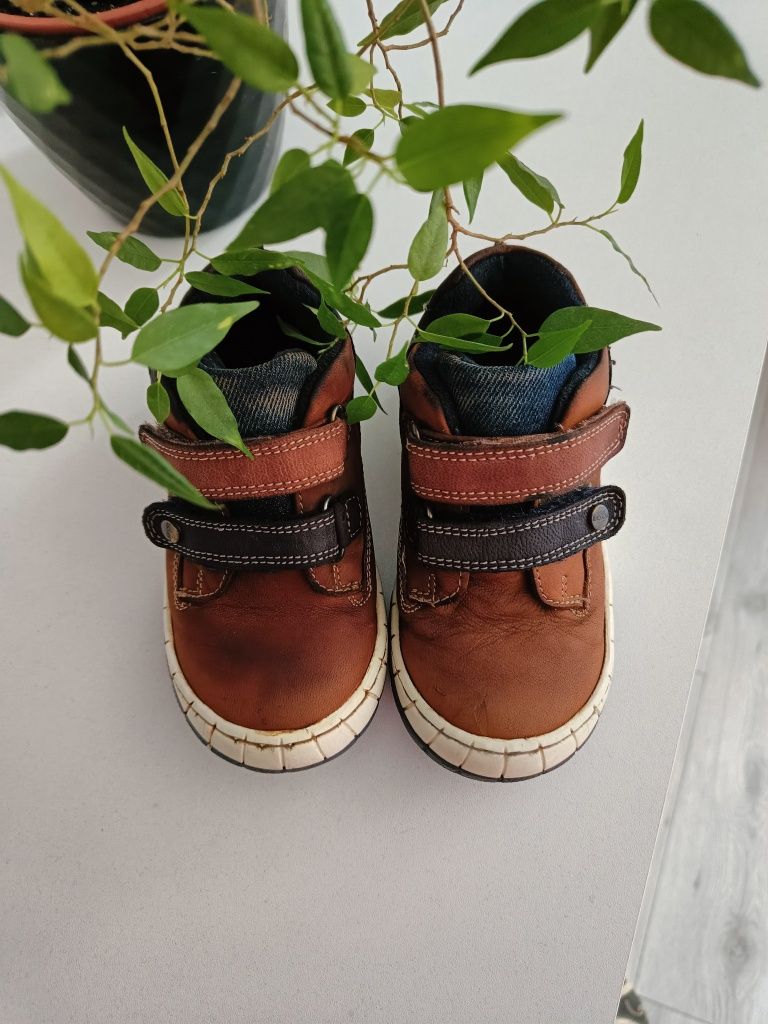 Trzewiki Lasocki rozm.25