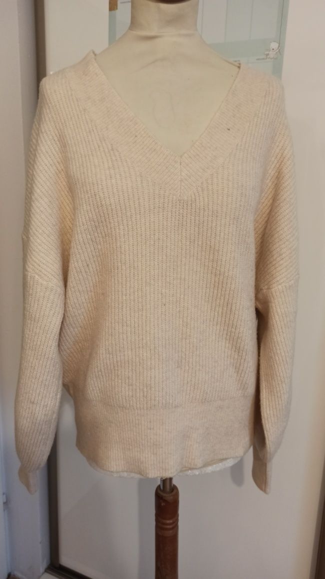 Kremowy sweter Mohito rozmiar XL