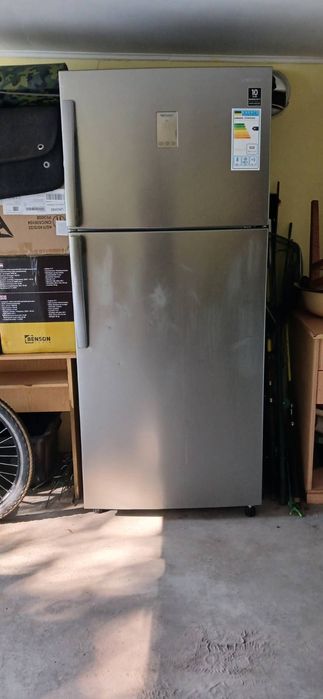 Продам холодильник