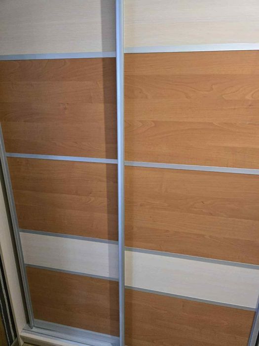 Продам шкаф-купе.