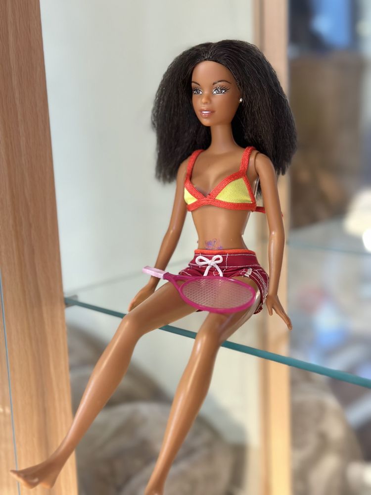 2006 Beach Fun Christie. Barbie