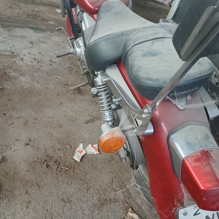 Vendo mota honda