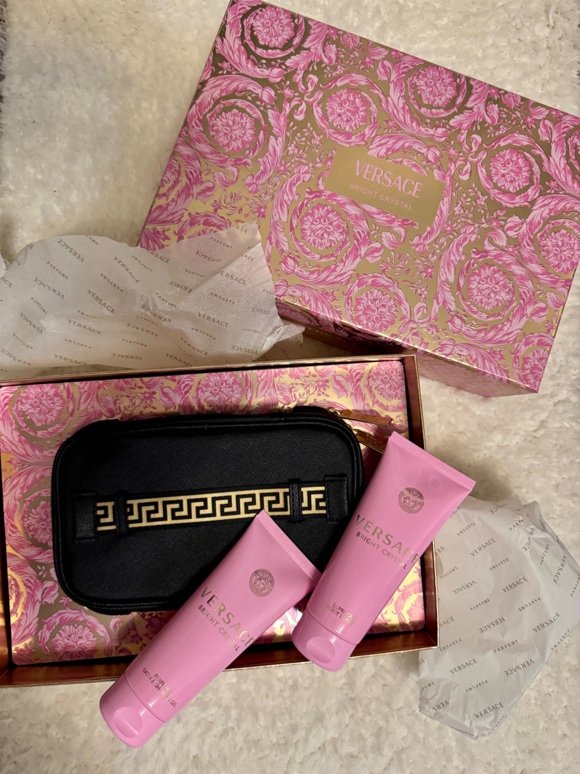 Парфумований набір Versace Bright Crystal Set, лосьйон, косметичка