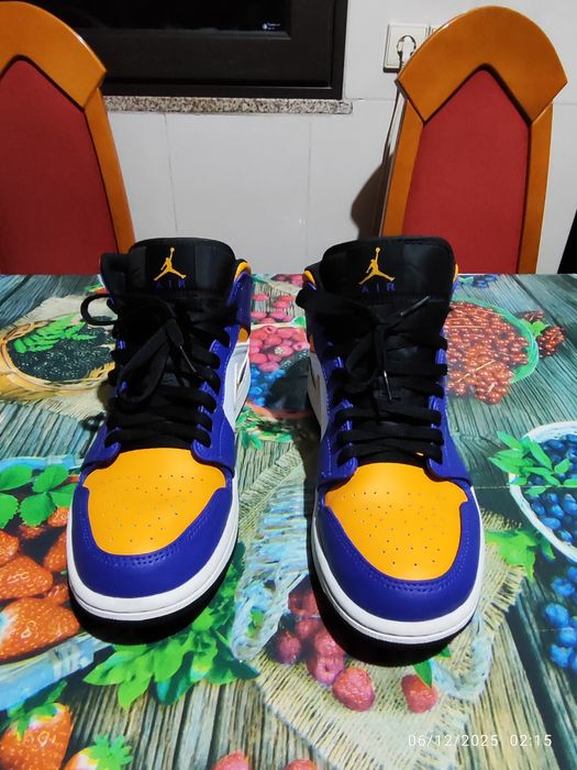 Sapatilhas Air Jordan 1 Mid Lakers Roxo Dark - tamanho 42
