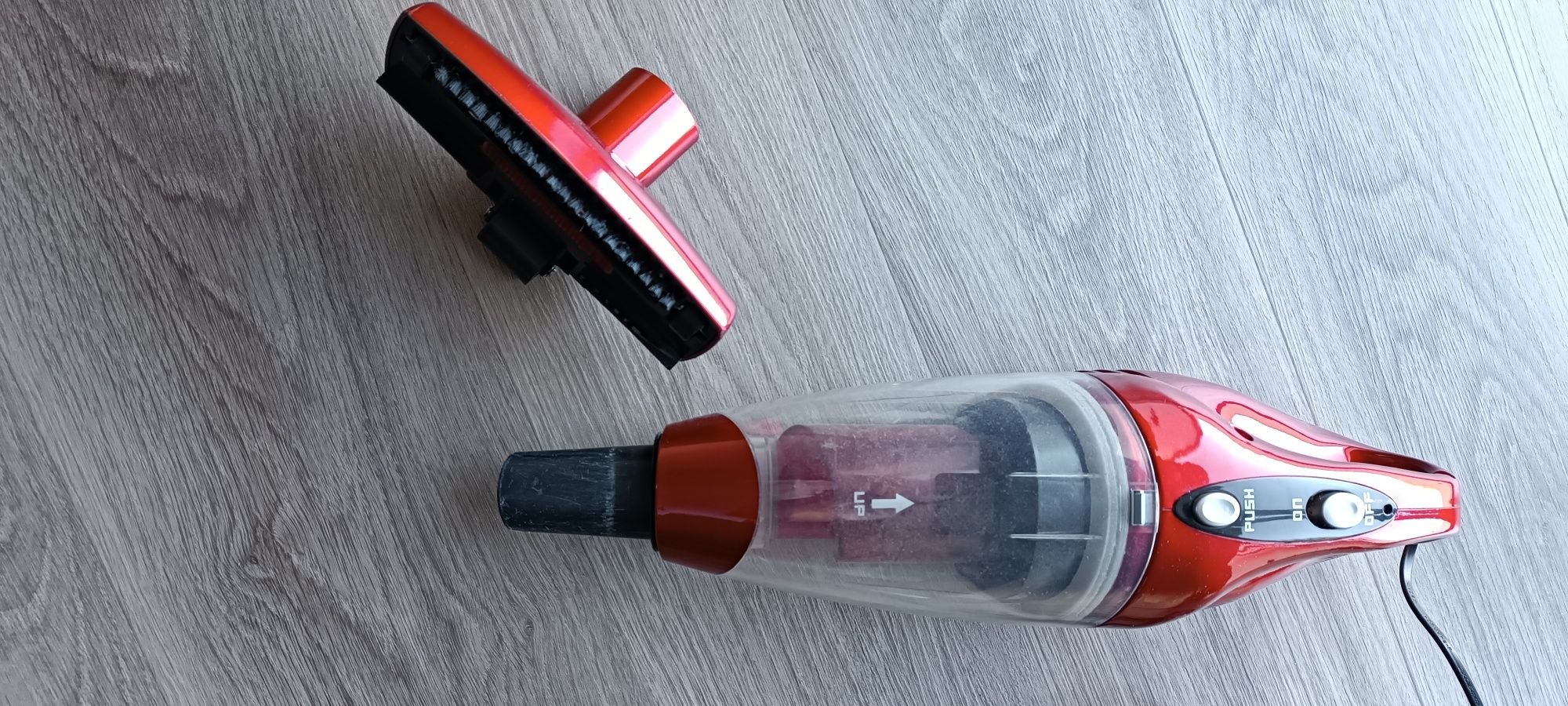 Mini aspirador vertical com fio 600W