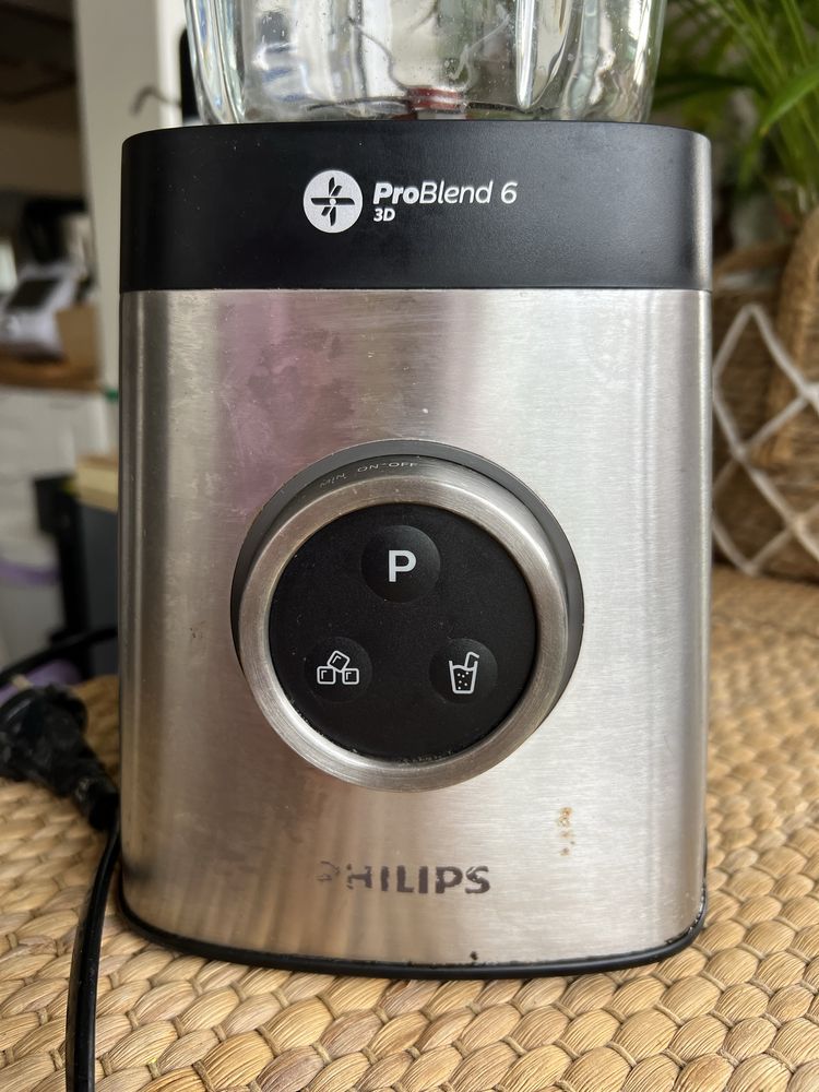 Liquidificador Philips HR3652 de 1400w e capacidade 2L