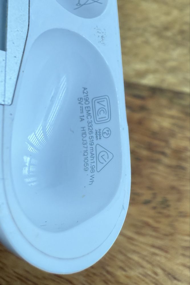 oryginalne apple AirPods Pro 1 + case USZKODZONE