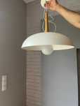 Lampa wisząca biała skandynawska