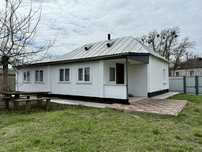 Продається будьнок в с. Нова Басань.