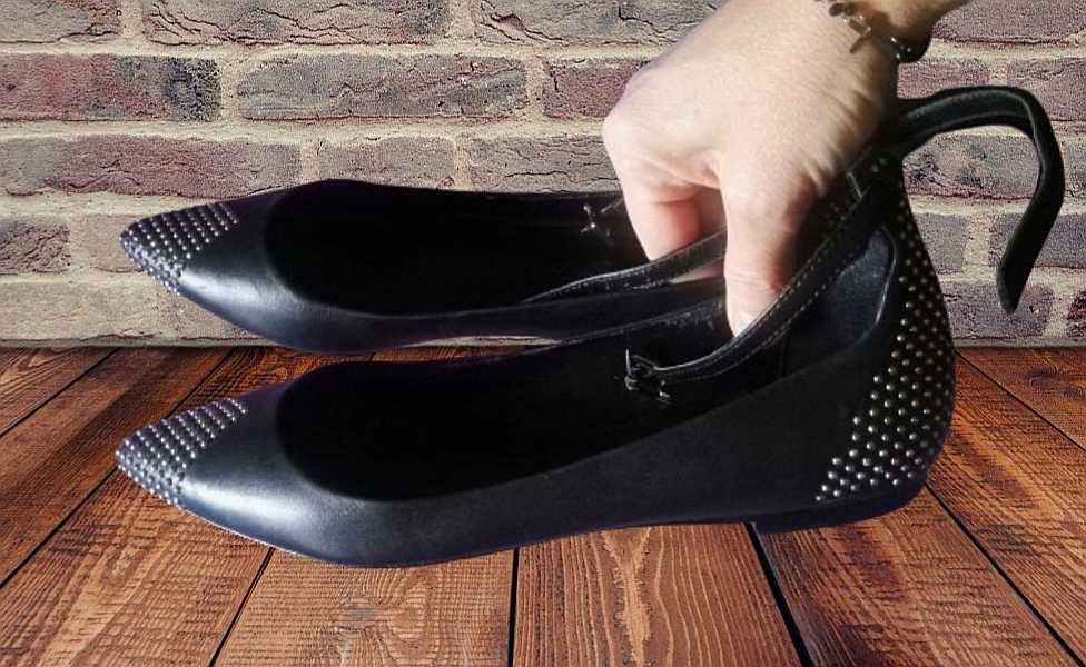 buty baleriny ćwieki nity czółenka skóra  ZARA pasek viral rock style