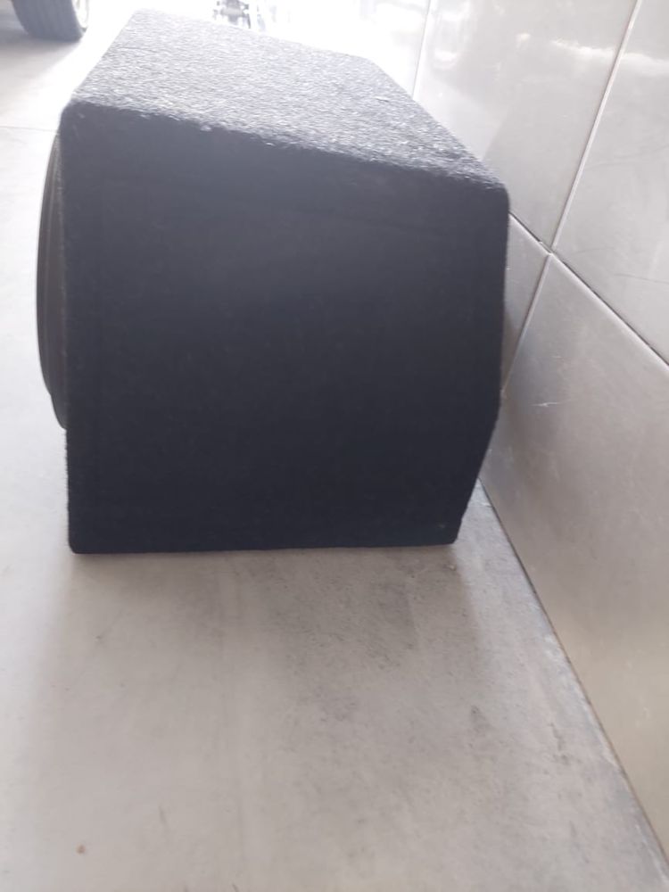 Vendo sub soundstream 800w rms