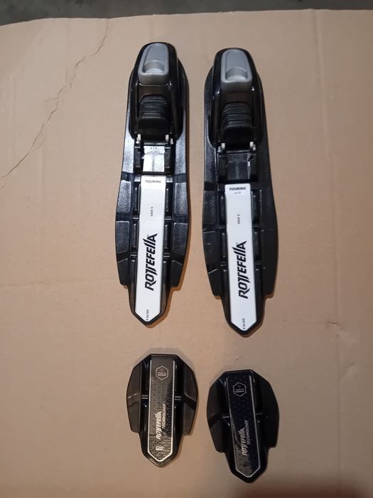 Narty biegowe Fischer superlite łuska z wiązaniami NNN