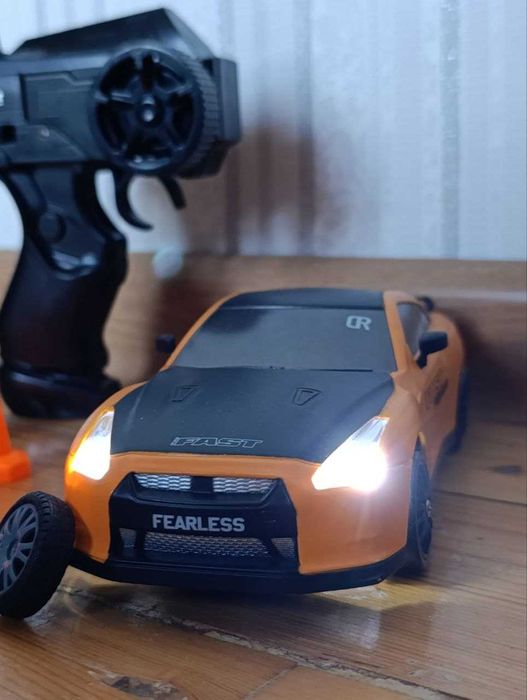 Дрифт-машинка Nissan GTR в хорошому стан