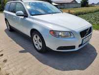 Volvo V70 Serwisowany Nawigacja DVD BiXenony D5 6-biegowy Czujniki