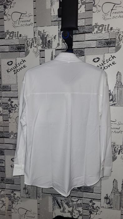 Стильна біла блуза рубашка з сердечком