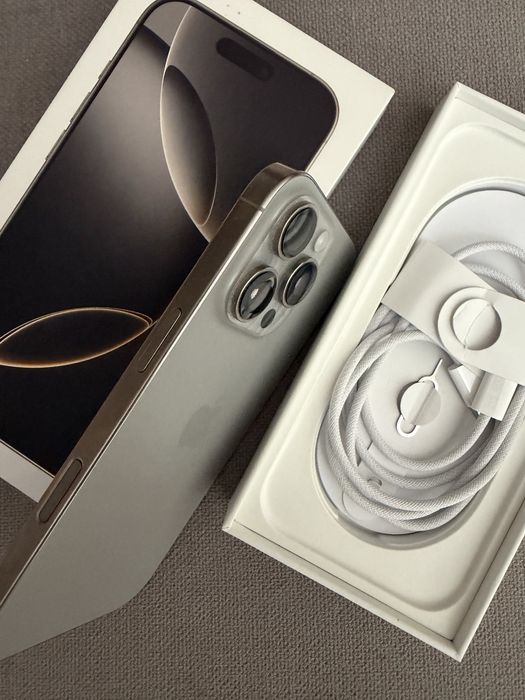 Iphone 16 PRO - 256 GB - Natural Titanium