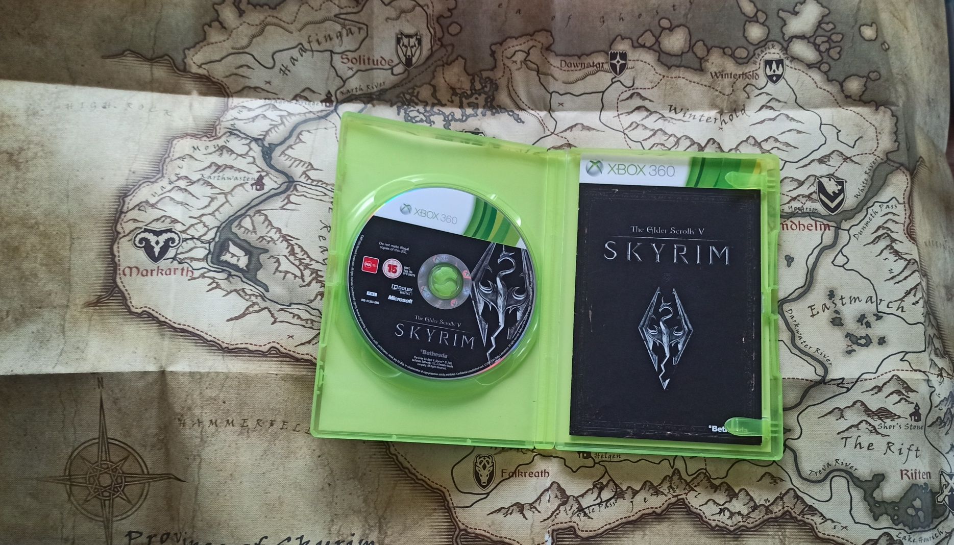 Xbox360 The Elder Scrolls V: Skyrim + Mapa !!