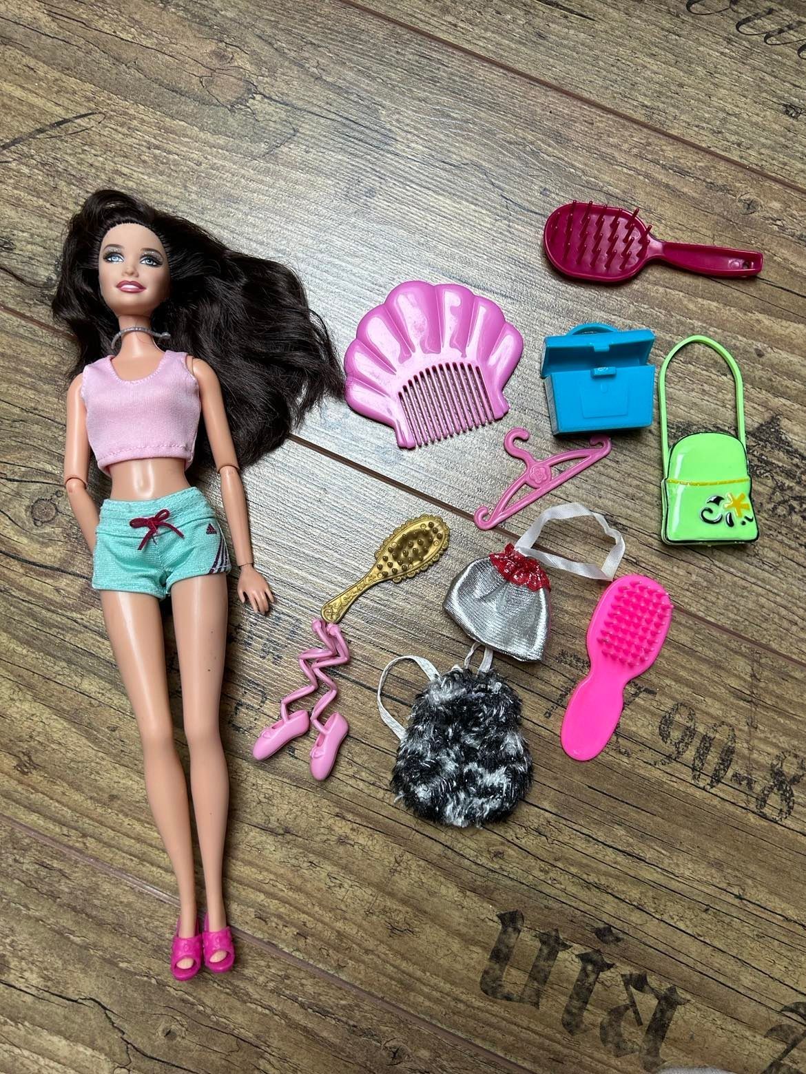 Lalka Barbie z dodatkami