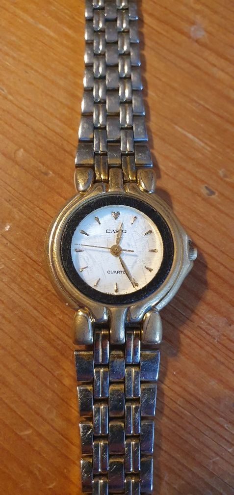 Casio zegarek damski na bransolecie LTP1085, 1330