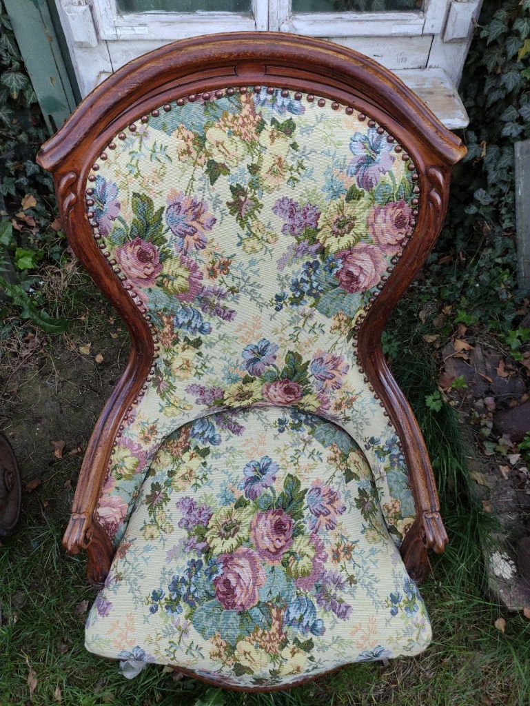 Fotel po renowacji, nowa tapicerka