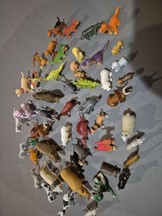 Zabawkowa kolekcja zwierzątek 50 sztuk
