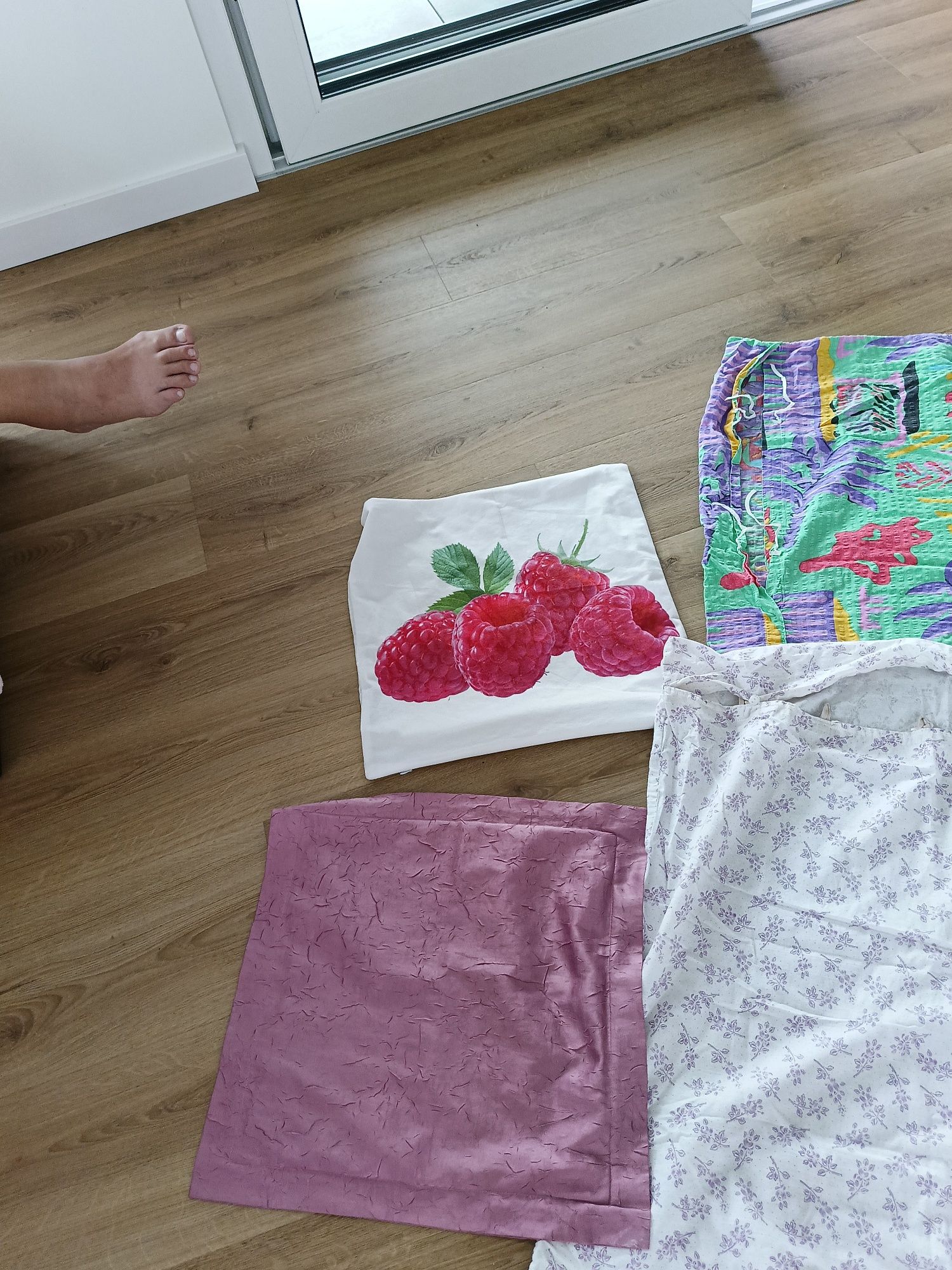 Poszewki różne rodzaje materiału i wymiary