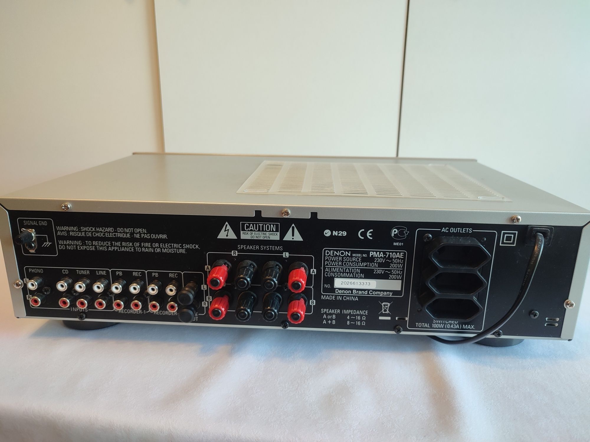 Denon PMA-710 AE, wzmacniacz z pilotem